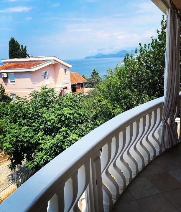 Utjeha Resort | Villa Irina