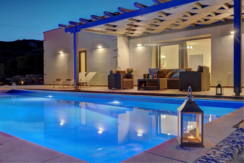 Paros Villa | Villa Jessy 150m² with Full Privacy