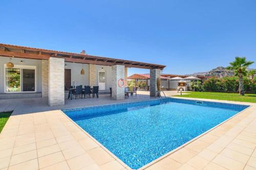 Kalathos Villa | Villa Kalathos by Villa Plus