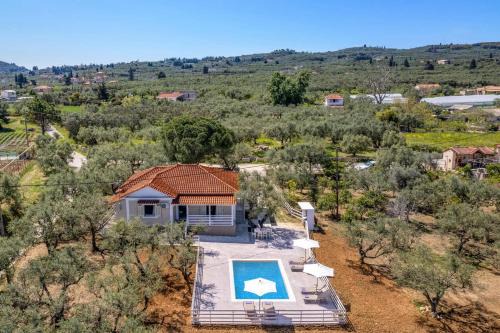Drosia Villa | Villa La Onta by Villa Plus
