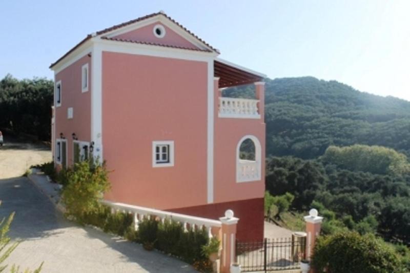 Agios Stefanos Avliotes Apartment | Villa Leonidas