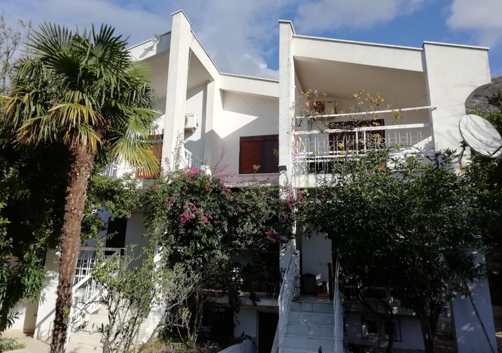 Sutomore House | Villa Lotos