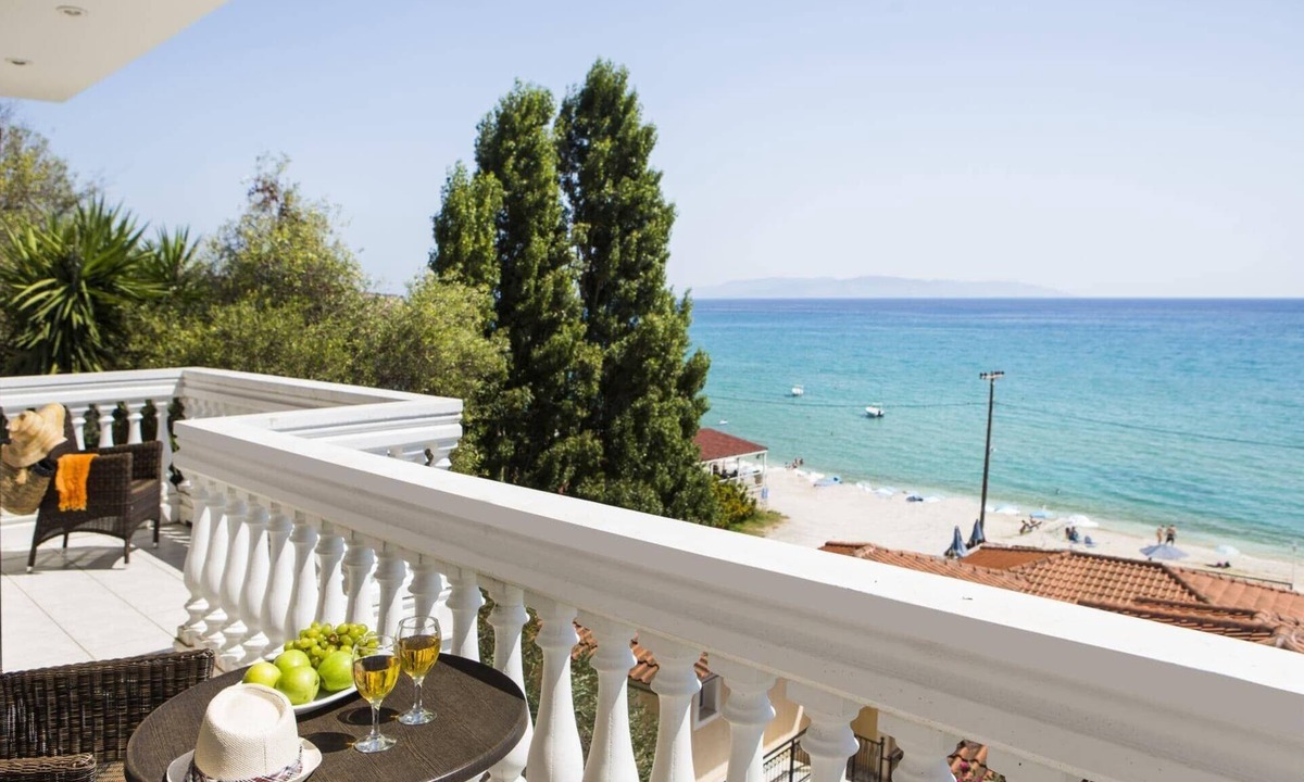 Lourdata Villa | Villa Lourdas Beach by Villa Plus