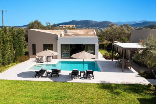 Kariotai Villa | Villa Mandola Sweet by Villa Plus
