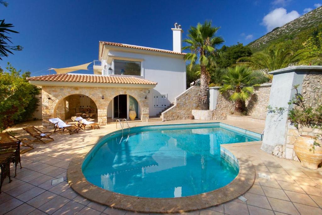 Argostoli Villa | Villa Mantenuta
