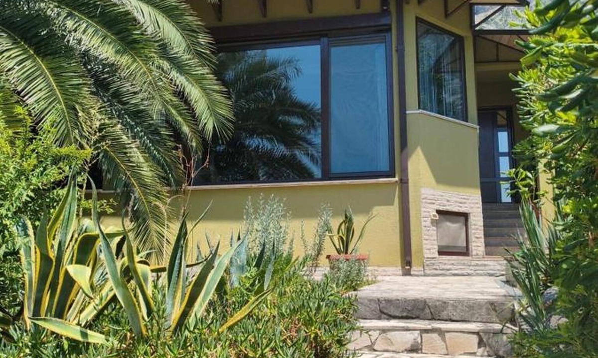 Orahovac House | Villa Meditation: Private Bay of Kotor Villa, Sea View & Walk to Beach
