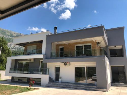Zgrade Apartment | Villa MERKURY
