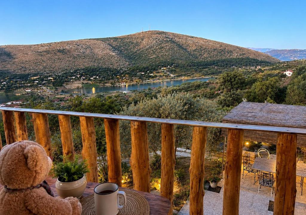 Berat House | Villa Monte Shpirag