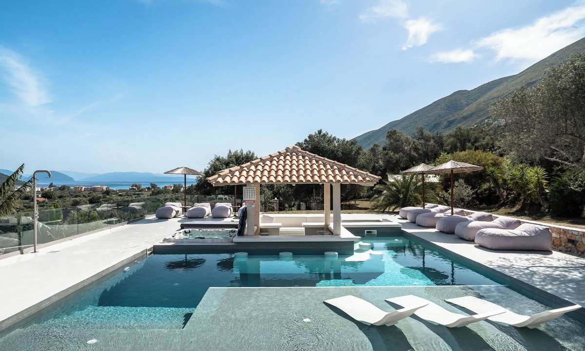 Vassiliki Villa | Villa Oliveira - Sea View - Two private pools - Jacuzzi