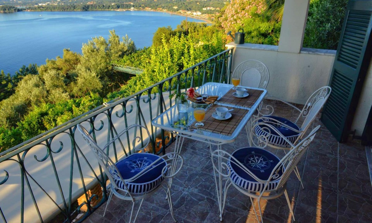 Pirgi Villa | Villa Pergola Family - friendly