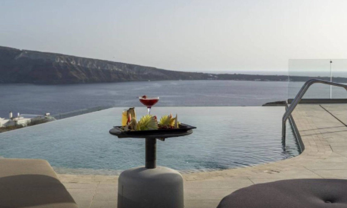 Oia Villa | Villa Philomela, Divine Sunset & Sea Views, Private Pool, Furnished Terrace, Oia