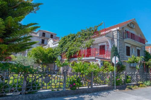 Tomicici Apartment | Villa Popovic Apartments