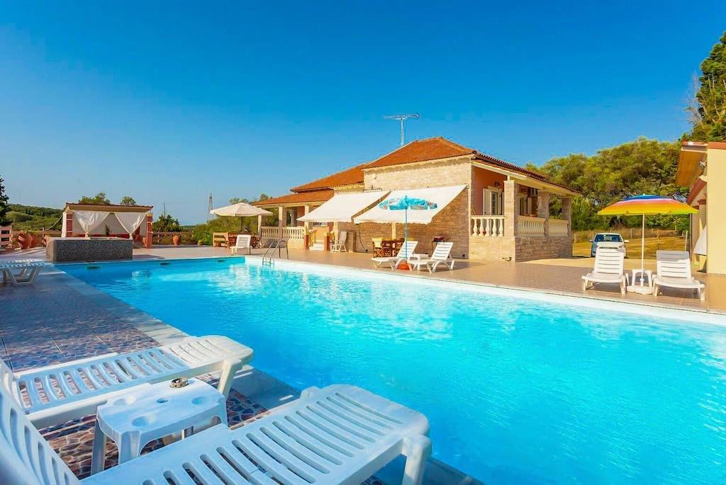 Lefkimmi Villa | Villa Psaropouli: Large Private Pool, A/C, WiFi