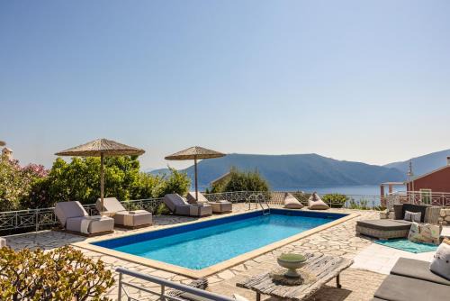 Katsarata Villa | Villa Renata Fiskardo