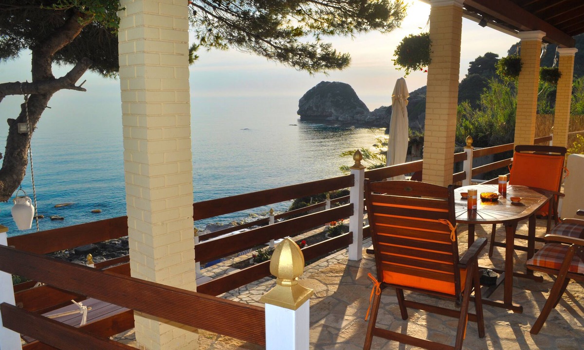 Corfu Villa | Villa Renata on Dechoumenes Beach - Agios Gordios, Corfu