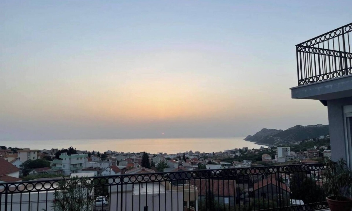 Bar Apartment | Villa Roki - Apartment 4 Mountain View