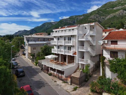 Sutomore Hotel | Villa Sara Wellness, Bar, Sutomore