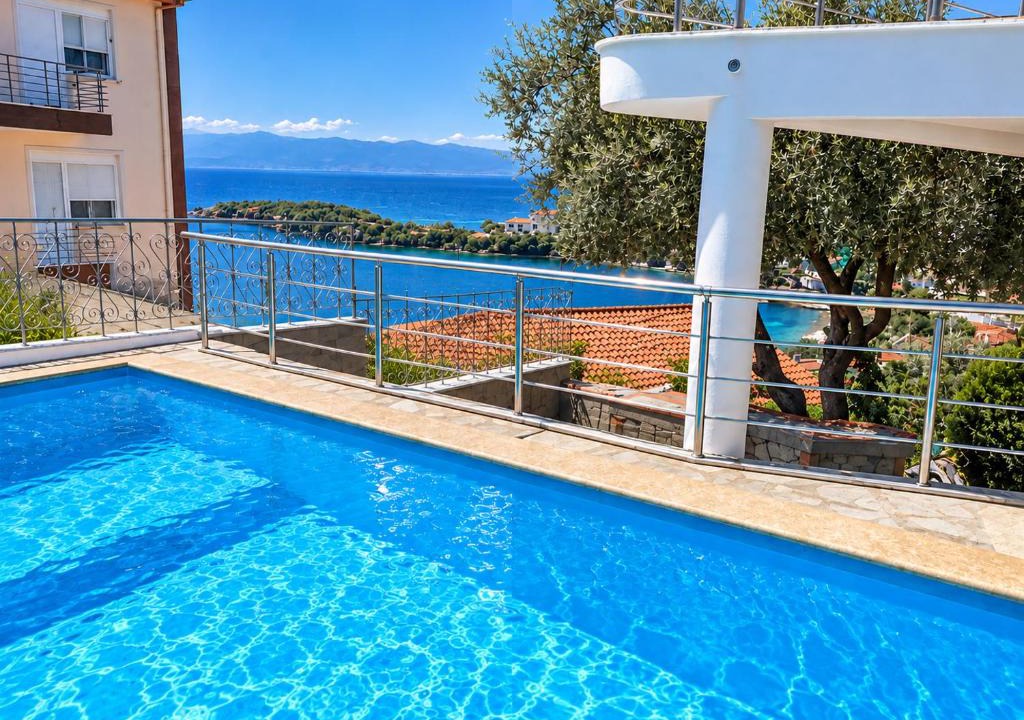 Volos Villa | Villa Sea View Complex with Shared pool