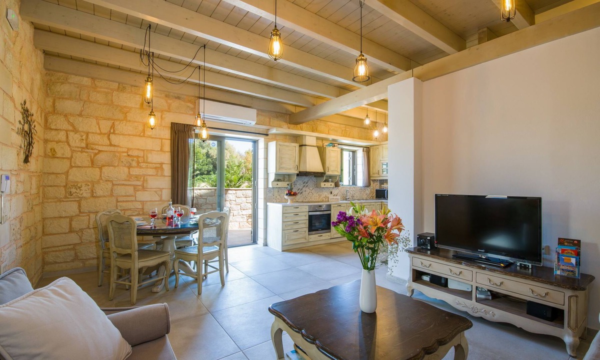 Kato Stalos Villa | Villa Sirocos, Private pool, near the beach