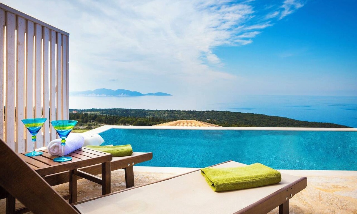 Manganos Villa | Villa Sol. Welcome to your dream getaway. Breathtaking views in quiet location.