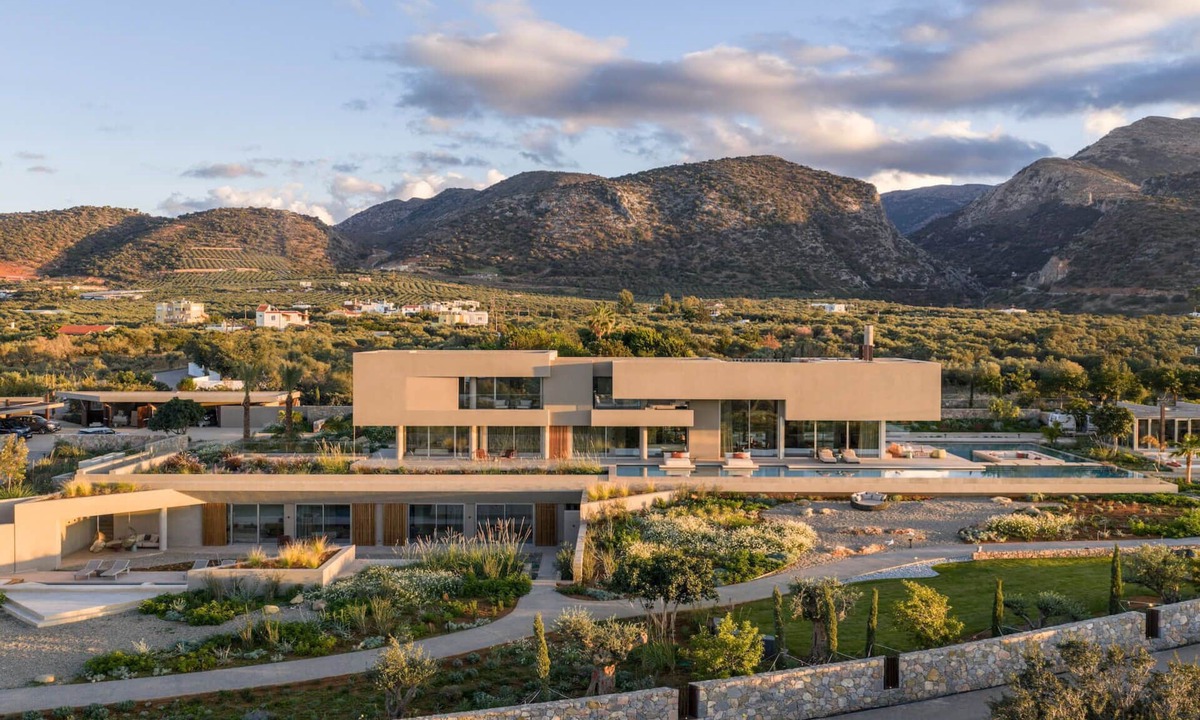 Sissi Villa | Villa Tauros