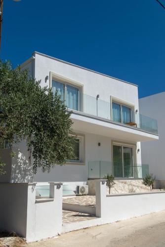 Skala Rachoniou Villa | VILLA TOSTi 3
