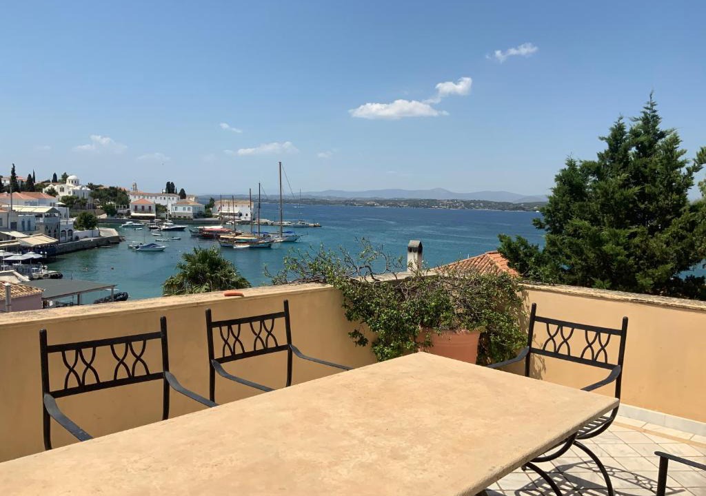 Spetses Villa | Villa V Spetses - Old Harbour View & Pool