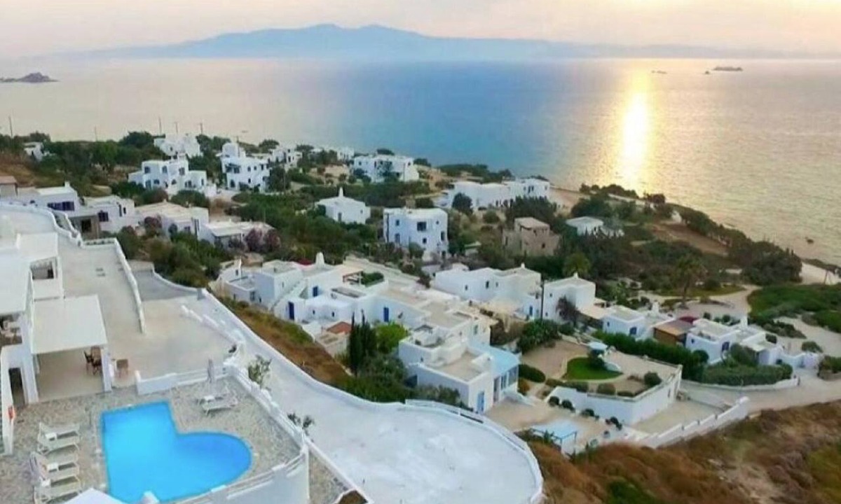 Maragas Apartment | Virelian Studio, Divine Sea Views, Furnished Terrace, Naxos
