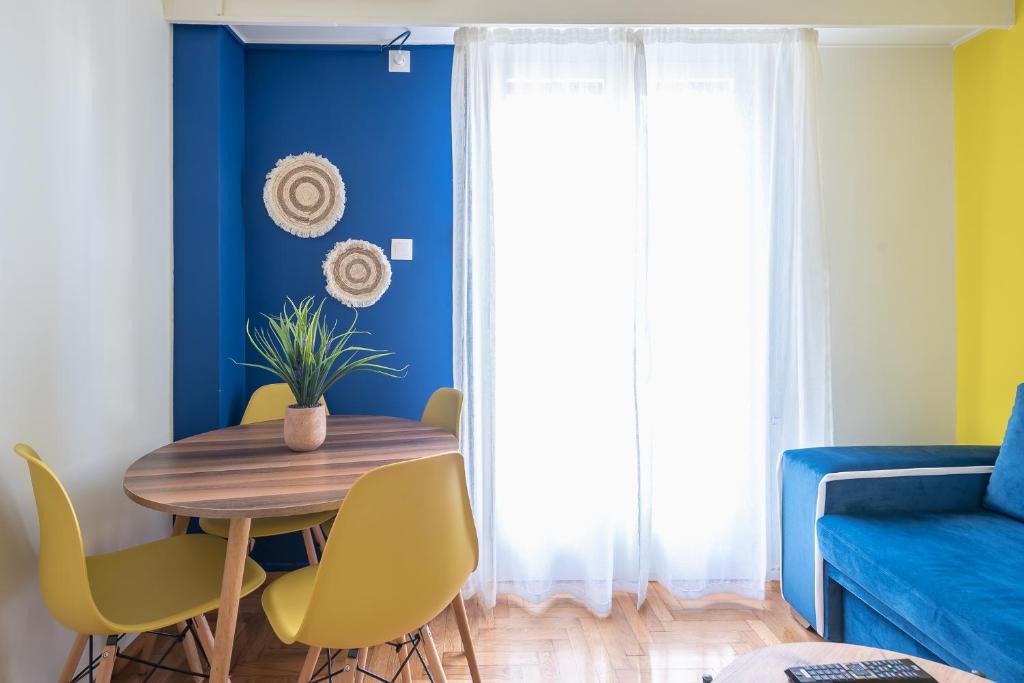 Vyronas Apartment | Virona 2nd Floor Greece Apartments