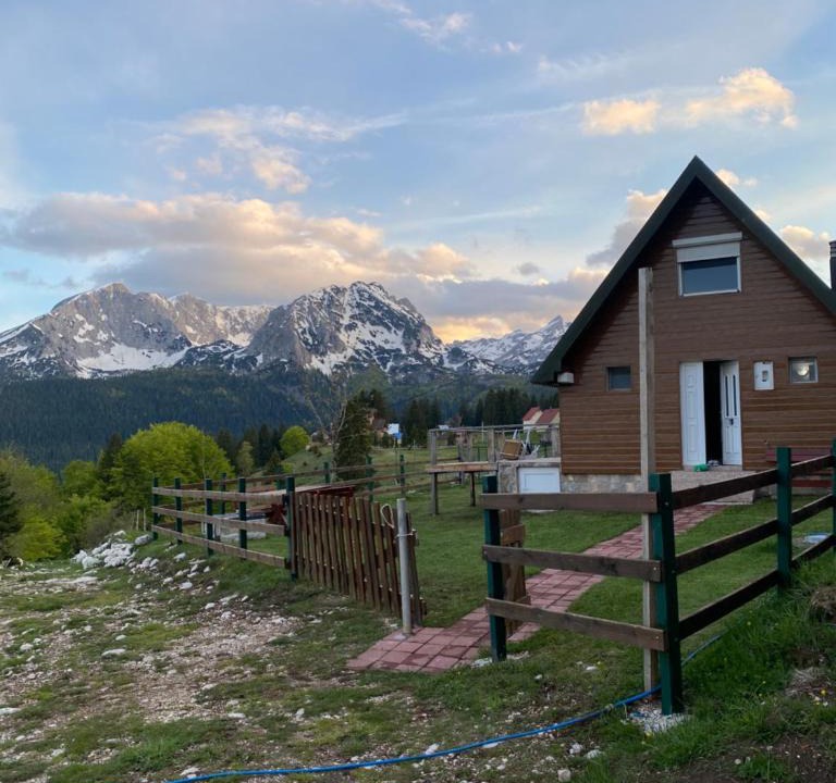 Pitomine Ski Chalet | Vista Pitomine
