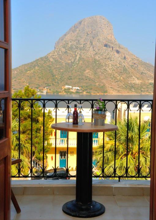 Massouri Bed & Breakfast | Vouros Palace
