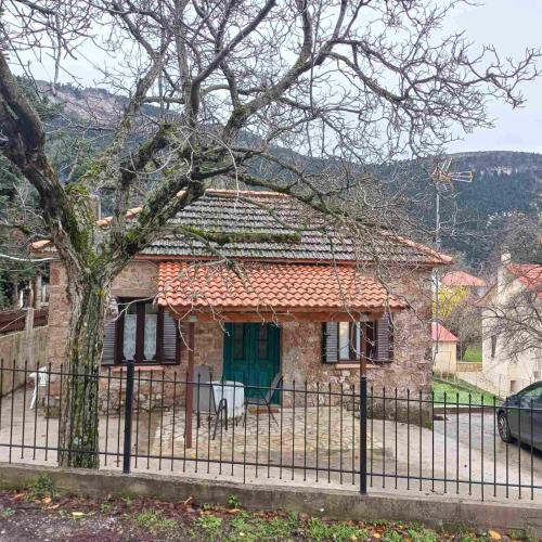 Kalavrita Ski Chalet | Vrachni Stone House
