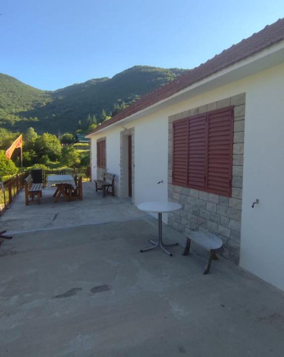 Cetinje House | Vrela vacation