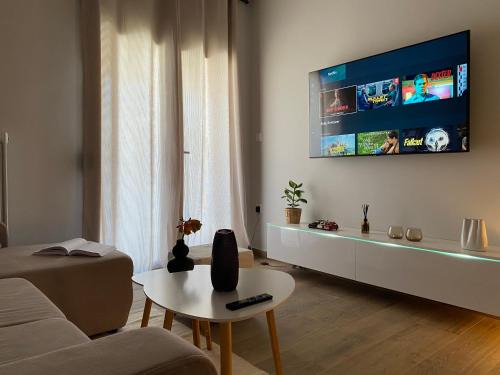 Chaidari Apartment | West Comfort