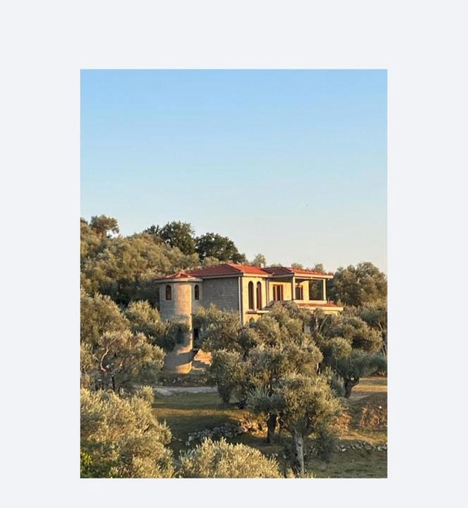 Bar Apartment | Whisper of Olives - 5 Min Drive to the Old Town, Bar