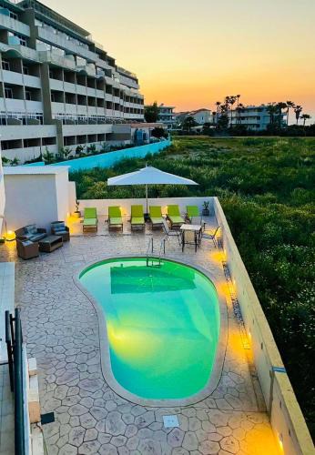 Ialyssos Apartment | White & Blue Beachfront Luxury Villa