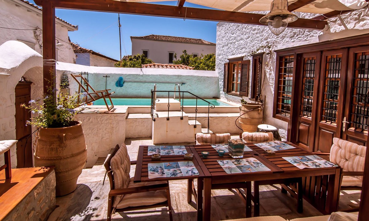 idhra Villa | Wonderful villa on the special island