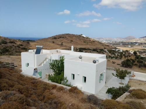 Paros House | Wuthering Heights Country House