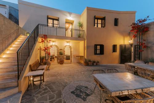 Rhodes Old Town Bed & Breakfast | Zacosta Villa - a Heritage Hotel
