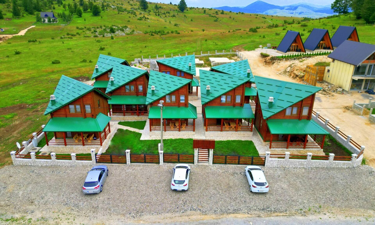 Razvrsje House | Zagrad Homes in Zabljak