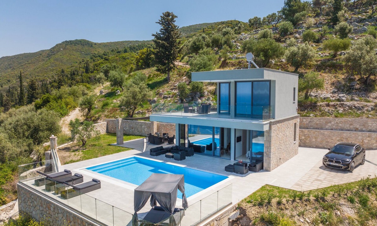 Agios Nikitas Villa | Zen Country House with Private Pool & Wi-Fi