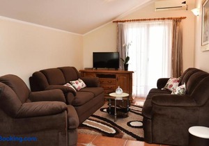 Apartments Topla