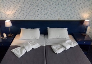 Argo Seafront Retreat - Aegina Seaside Stays in Agia Marina