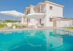 Melograno IV with 5 bedrooms and 4.5 bathrooms in Zakynthos