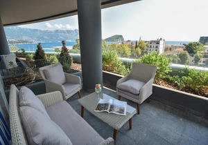 Royal Gardens Apartments in Budva