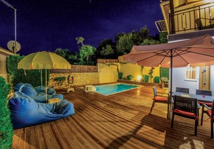 Villa ∙ 2 bedrooms ∙ 4 guests in Arkadii