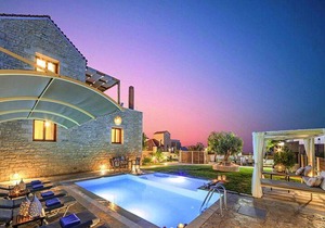 Villa, Kavallos in Kavallos