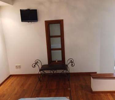 Dasamari Apartment | Διαμέρισμα με κήπο, BBQ πισίνα και τζακούζι