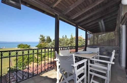 Polichrono Villa | Ελιά Studio in Ktima Gerostathi