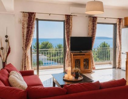 Voies Apartment | 'Εν πλώ Giouli's home